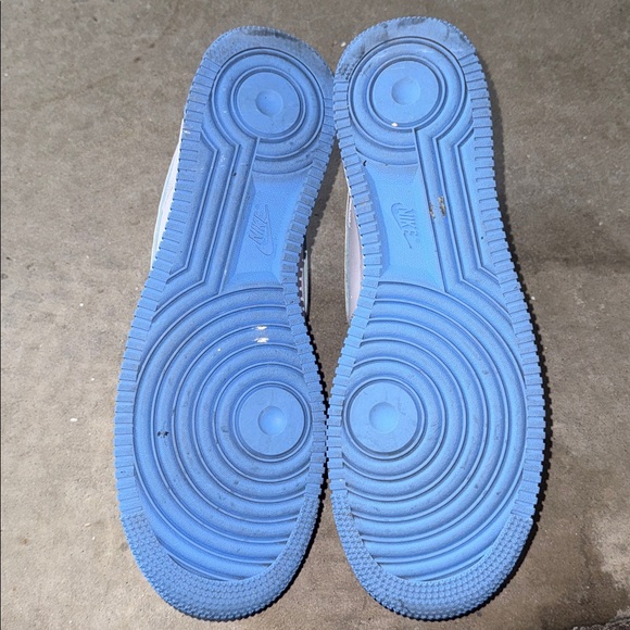 Nike Air Force 1 White with Carolina Blue Details sz12 EUC - Picture 7 of 7